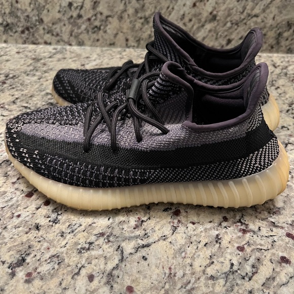 YEEZY BOOST 350 - Picture 1 of 3